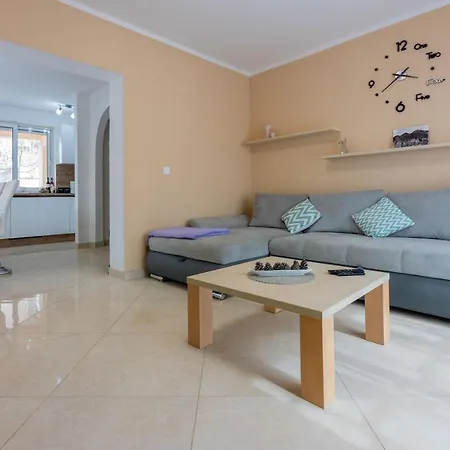 Natalija Apartment