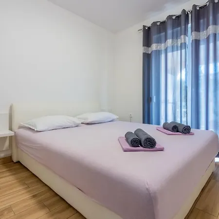 Natalija Apartment