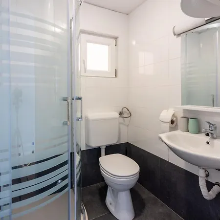 Natalija Apartment *